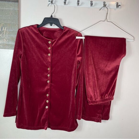 Willow Ridge track suit/velvett - Picture 2 of 6